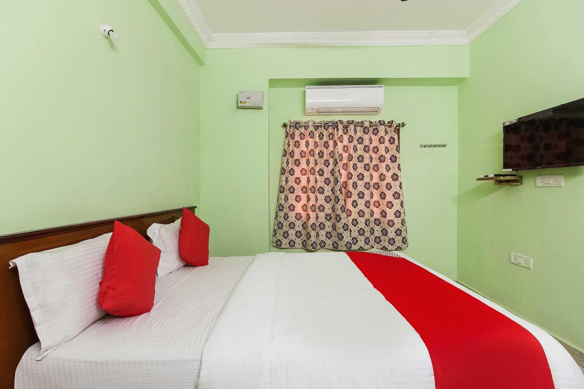 Collection O Sree Guru Lakshmi Residency Hotel Tirupati Ngoại thất bức ảnh