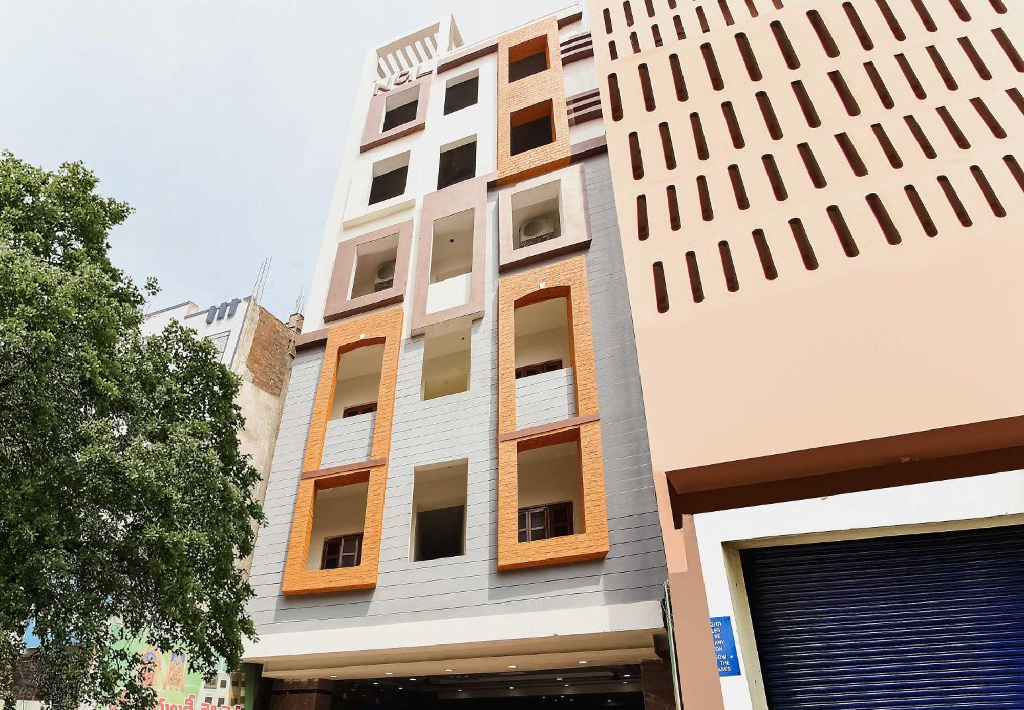 Collection O Sree Guru Lakshmi Residency Hotel Tirupati Ngoại thất bức ảnh