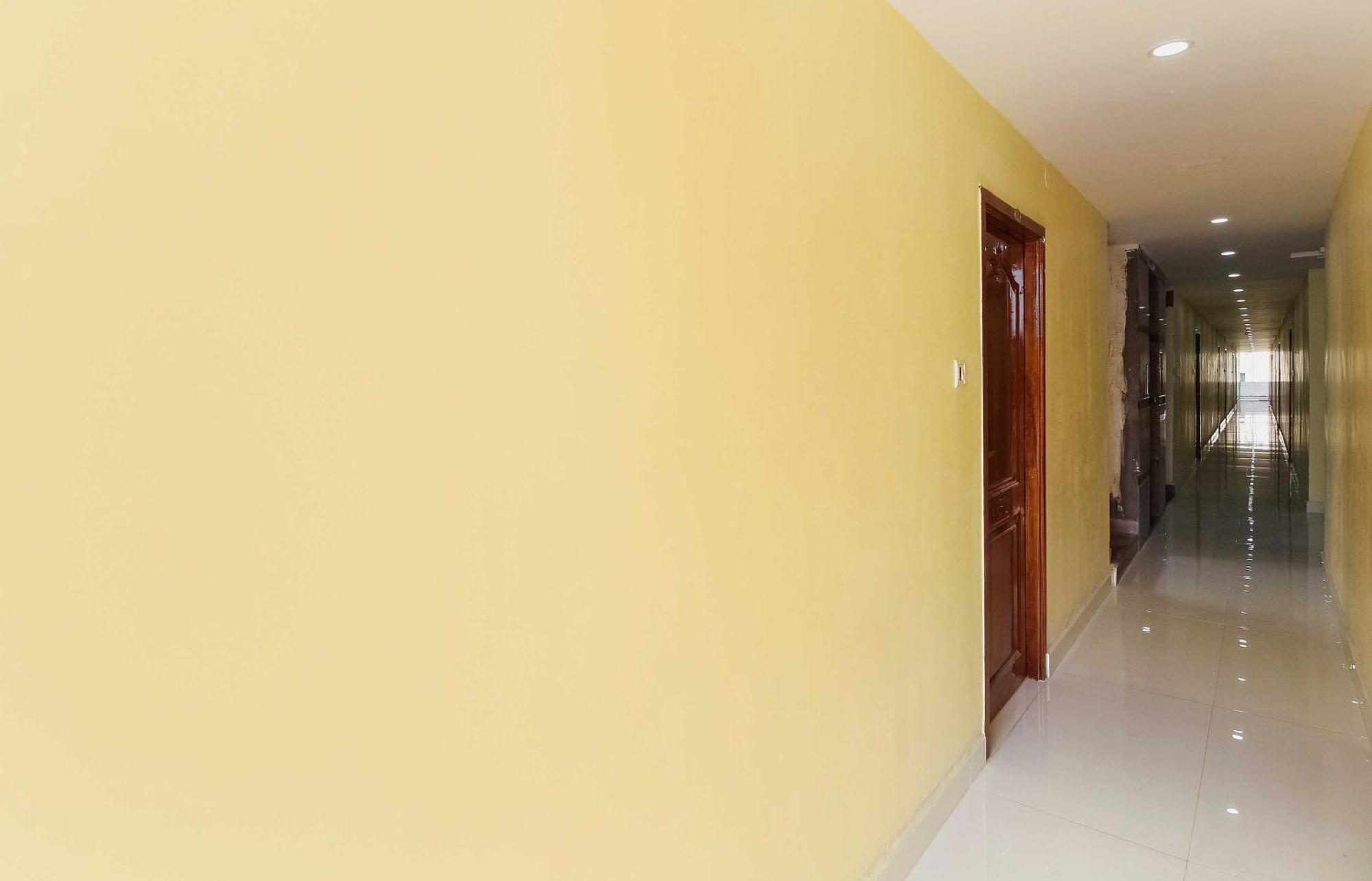 Collection O Sree Guru Lakshmi Residency Hotel Tirupati Ngoại thất bức ảnh